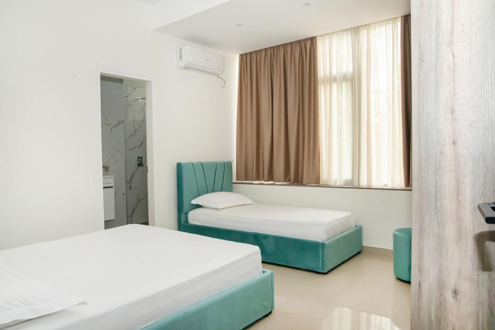Alv Rent Rooms Vlore Ngoại thất bức ảnh