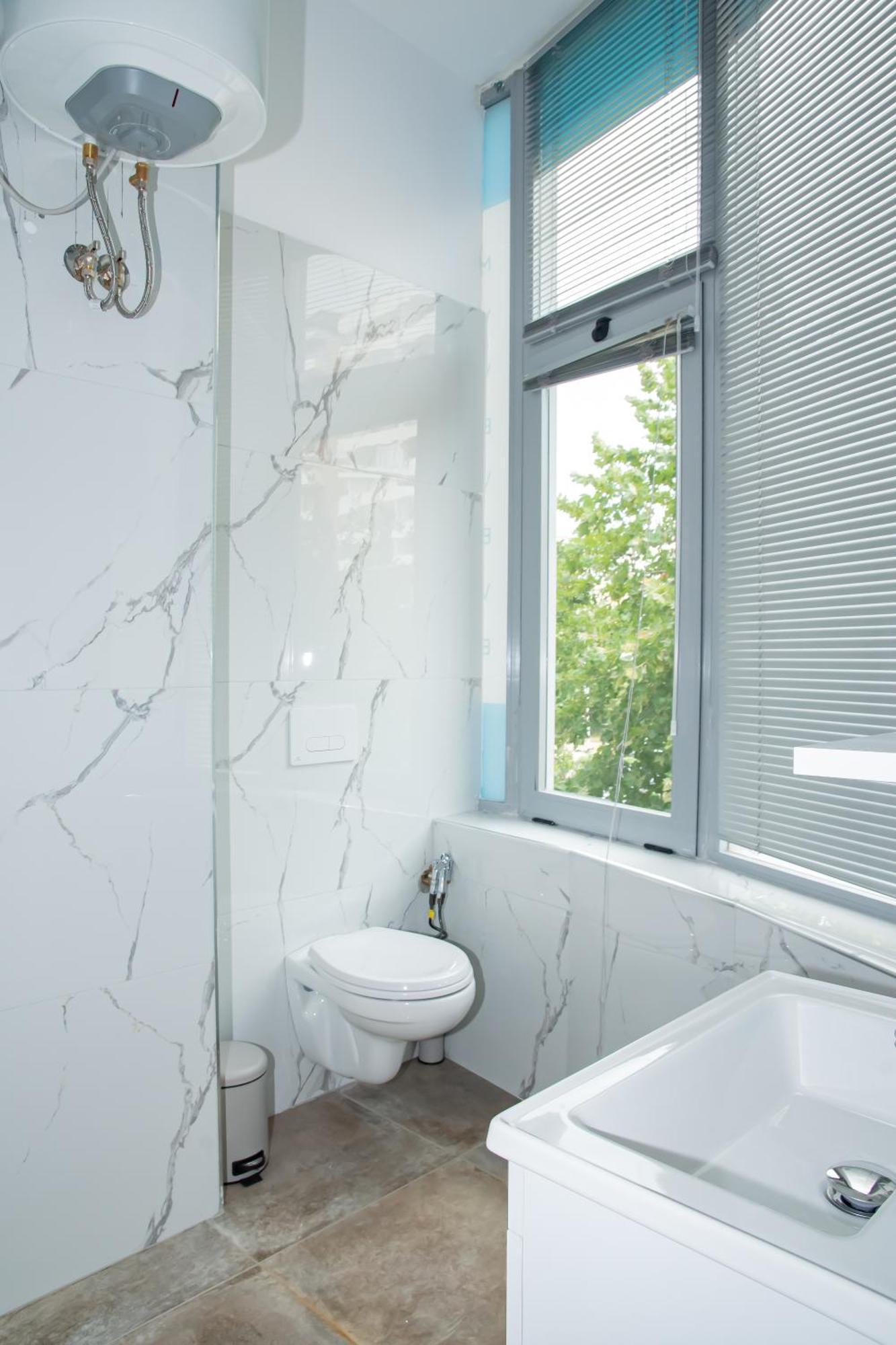 Alv Rent Rooms Vlore Ngoại thất bức ảnh