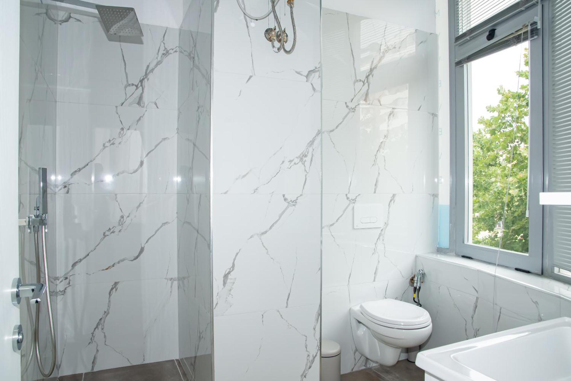 Alv Rent Rooms Vlore Ngoại thất bức ảnh