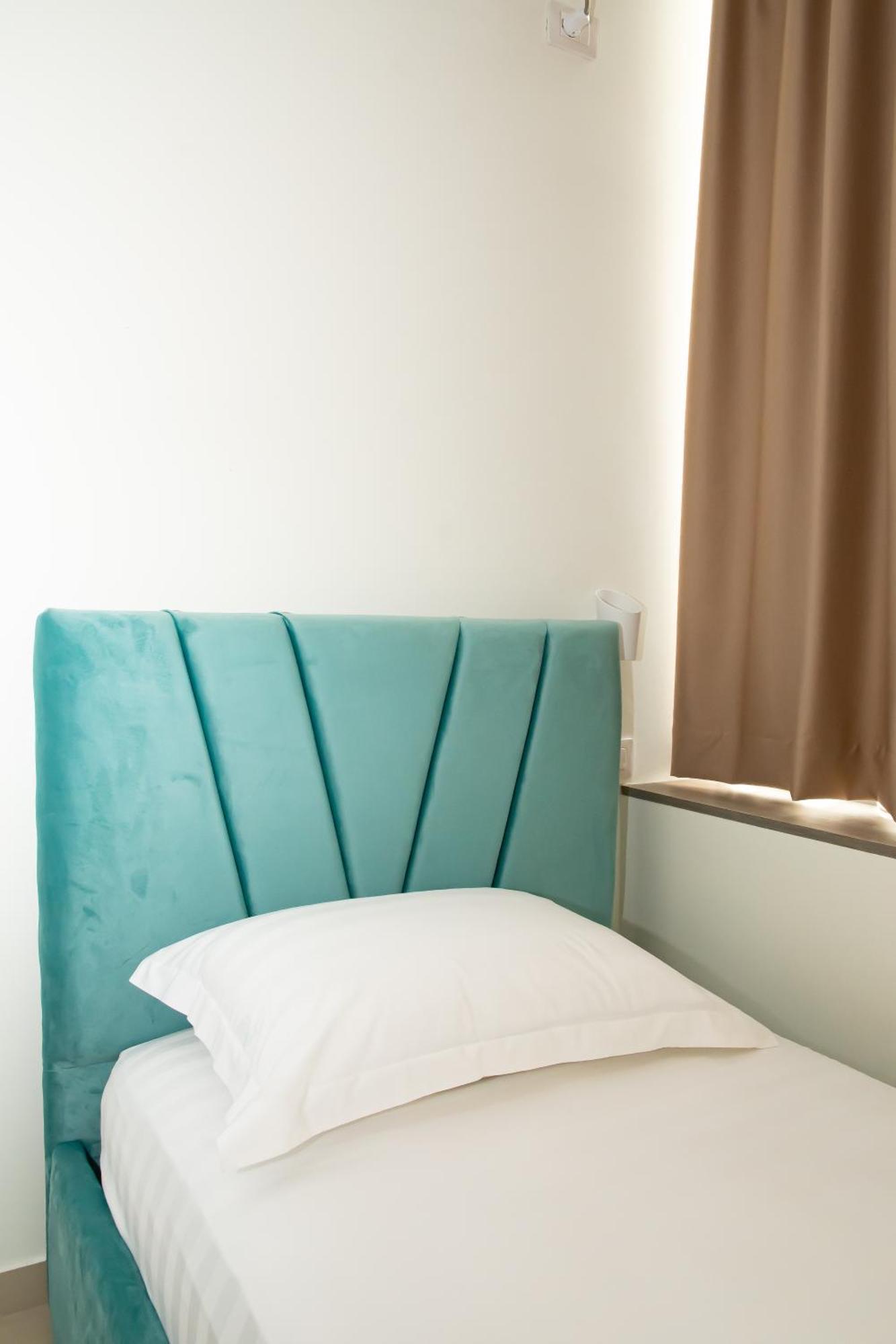 Alv Rent Rooms Vlore Ngoại thất bức ảnh