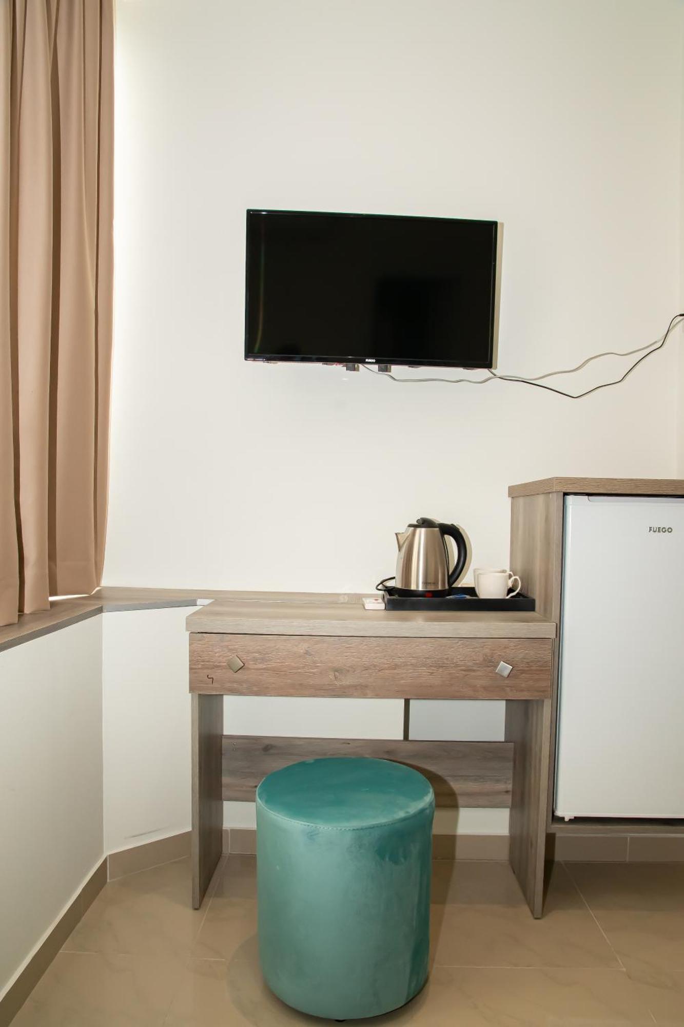 Alv Rent Rooms Vlore Ngoại thất bức ảnh